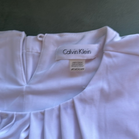 Calvin Klein white work blouse size 4P - Picture 5 of 7